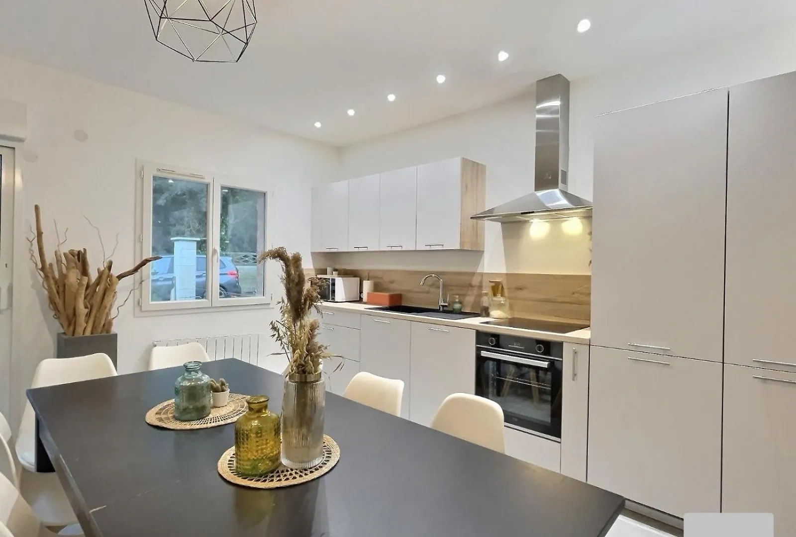 Maison Renovee 12 Pers 15Mn De Lyon,35Mn Eurexpo Brindas France